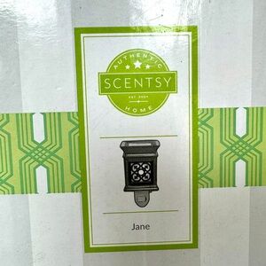Scentsy Jane plug in warmer